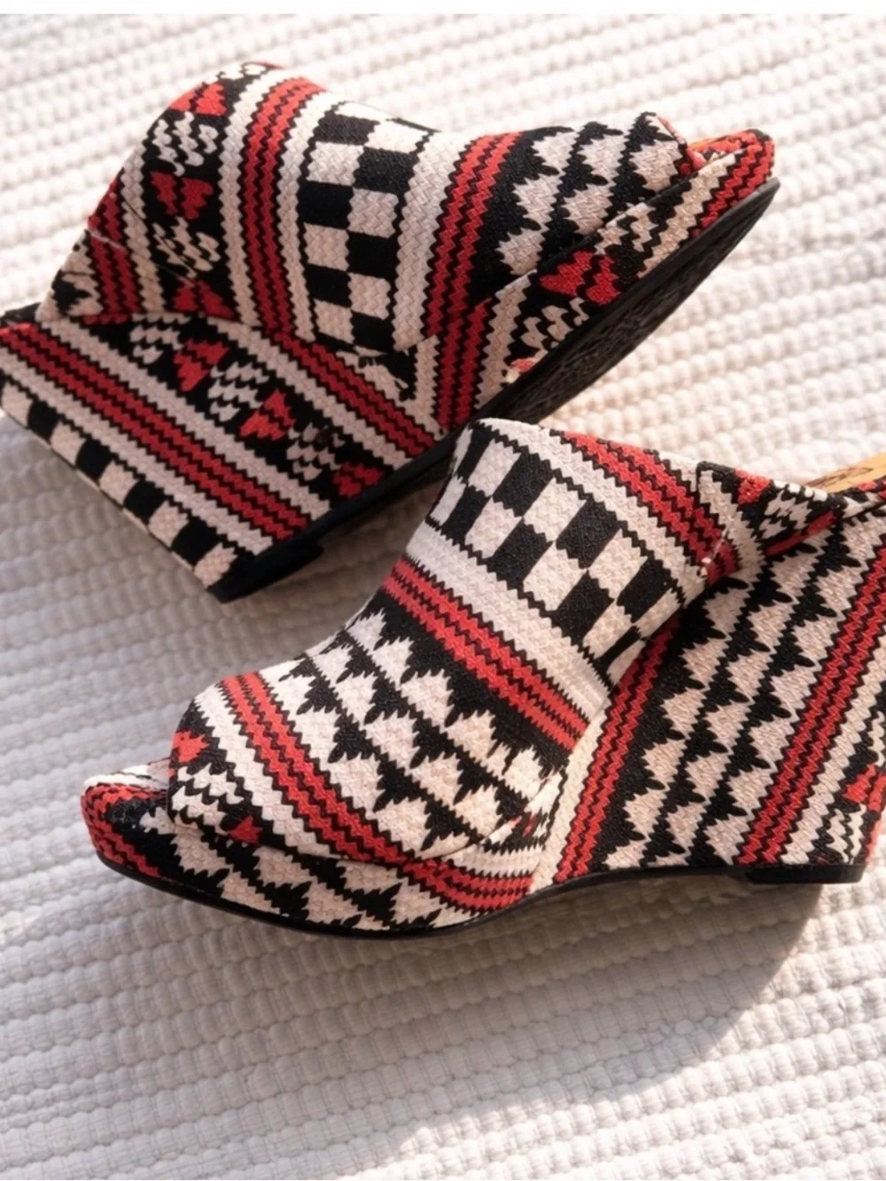 Gianni Bini Geometric Woven Peep Toe Wedge Mules Burnt orange & Black Size 9